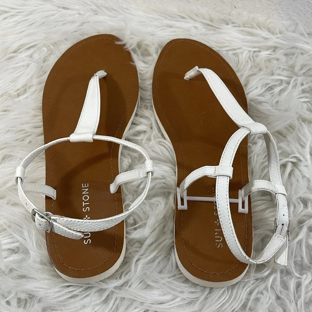 SUN STONE White Cushioned T-Strap Kristi Round Toe Buckle Slingback Sandal Sz 10 - Picture 5 of 9